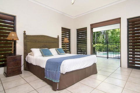Tranquility By The Course Port Douglas - Inverell Accommodation 13