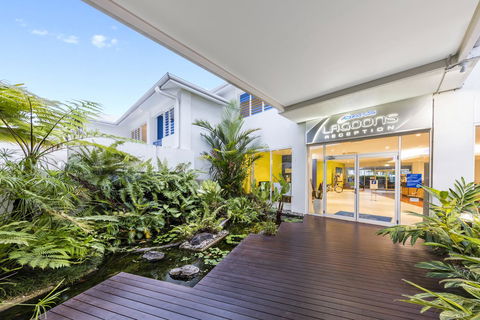 Silkari Lagoons Port Douglas - Inverell Accommodation 11