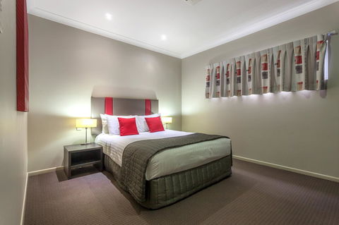 Platinum International - Inverell Accommodation 4