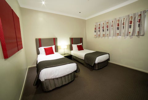 Platinum International - Inverell Accommodation 12