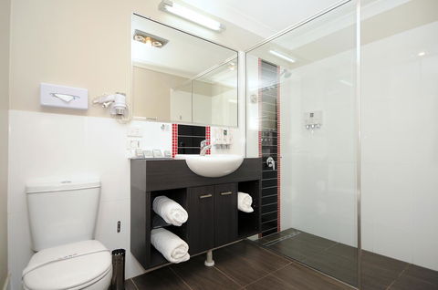 Platinum International - Inverell Accommodation 7