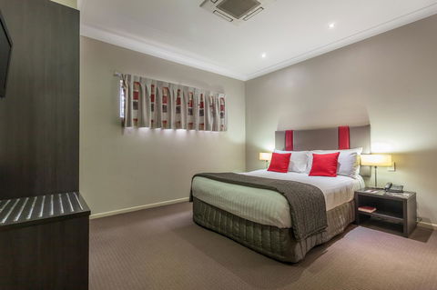 Platinum International - Inverell Accommodation 3