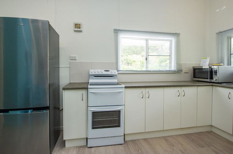 Kooyong Apartment 8 - Inverell Accommodation 7