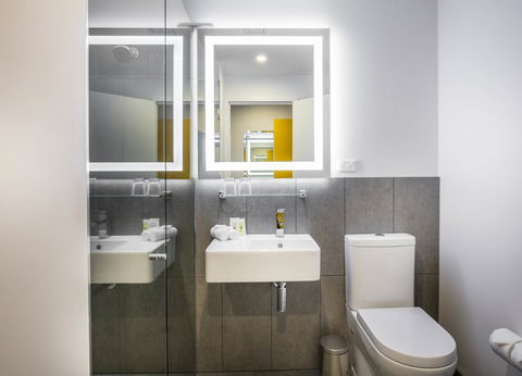 Ibis Styles Brisbane Elizabeth Street - Inverell Accommodation 7