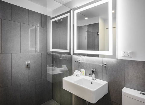 Ibis Styles Brisbane Elizabeth Street - Inverell Accommodation 11
