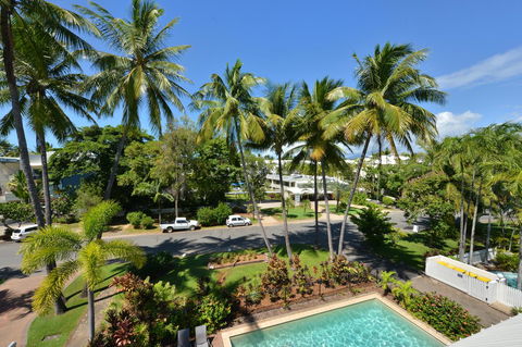 Seascape Holidays - Tropical Reef Apartments - Inverell Accommodation 3