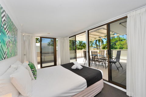 Seascape Holidays - Tropical Reef Apartments - Inverell Accommodation 8