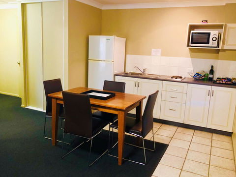 Ambassador On Ruthven - Inverell Accommodation 35