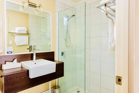 Ambassador On Ruthven - Inverell Accommodation 23