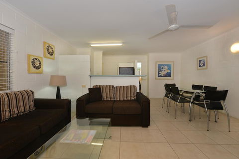 Lychee Tree Holiday Apartments - Inverell Accommodation 1
