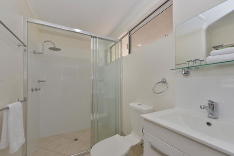 Lychee Tree Holiday Apartments - Inverell Accommodation 28