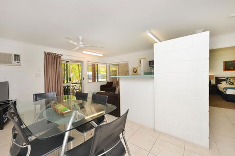Lychee Tree Holiday Apartments - Inverell Accommodation 6