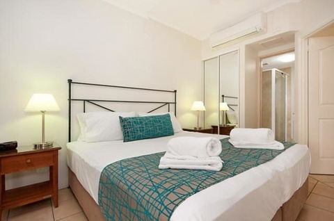 The Newport On Macrossan - Adults Only - Inverell Accommodation 7