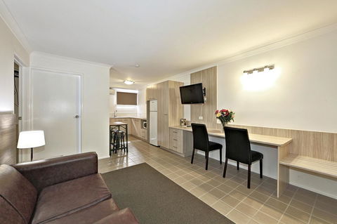 Smart Motels Bert Hinkler - Inverell Accommodation 31