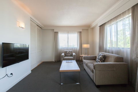 Central Cosmo Apartment Hotel - Inverell Accommodation 5