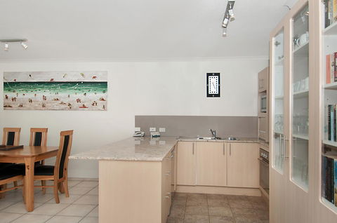 The Norfolks On Moffat Beach - Inverell Accommodation 34