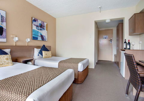 The Metropolitan Spring Hill - Inverell Accommodation 7