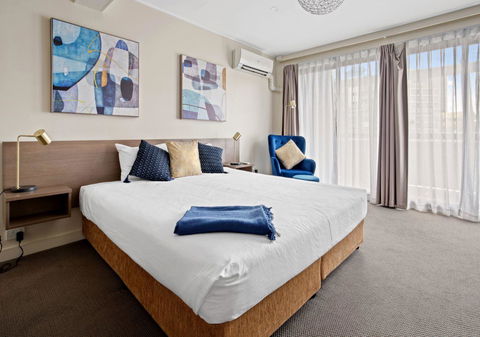 The Metropolitan Spring Hill - Inverell Accommodation 8