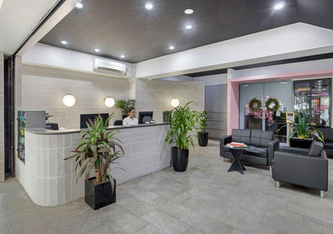The Metropolitan Spring Hill - Inverell Accommodation 3