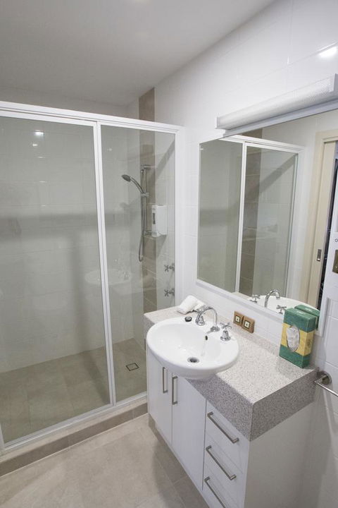 The Metropolitan Spring Hill - Inverell Accommodation 30