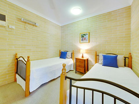 Murray Street Apartments - Inverell Accommodation 19