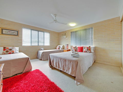 Murray Street Apartments - Inverell Accommodation 9