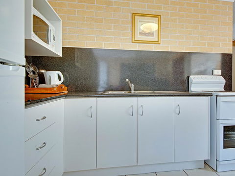 Murray Street Apartments - Inverell Accommodation 27