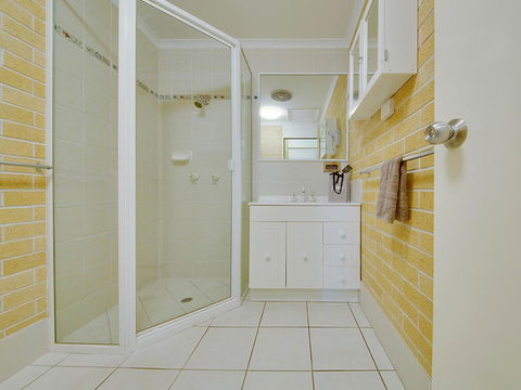 Murray Street Apartments - Inverell Accommodation 38