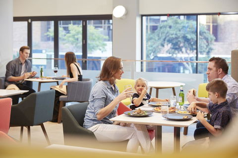 Holiday Inn Express Brisbane Central, An IHG Hotel - Inverell Accommodation 7