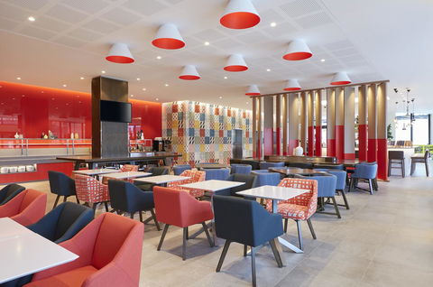 Holiday Inn Express Brisbane Central, An IHG Hotel - Inverell Accommodation 24
