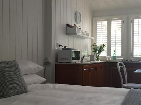 Halcyon On Bardon - Inverell Accommodation 8