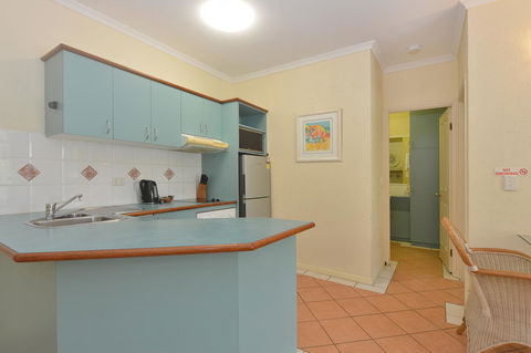 Seascape Holidays - Coral Apartments - Inverell Accommodation 17