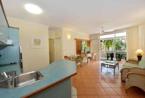 Seascape Holidays - Coral Apartments - Inverell Accommodation 18