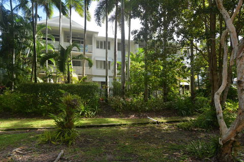 Seascape Holidays - Coral Apartments - Inverell Accommodation 24