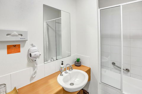 Coral Tree Inn - Inverell Accommodation 33