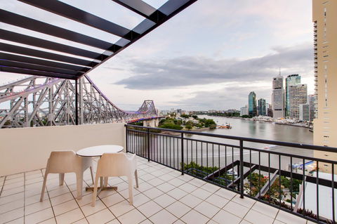 Oakwood Hotel & Apartments Brisbane - Inverell Accommodation 1