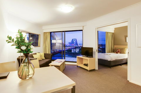 Oakwood Hotel & Apartments Brisbane - Inverell Accommodation 6