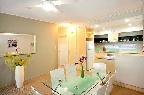 Verano Resort Noosa - Inverell Accommodation 26