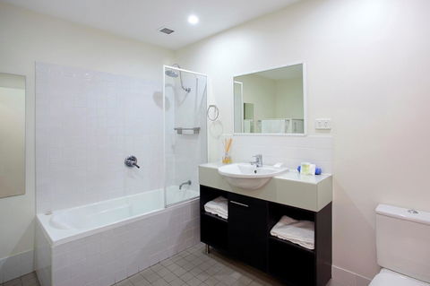 Verano Resort Noosa - Inverell Accommodation 41