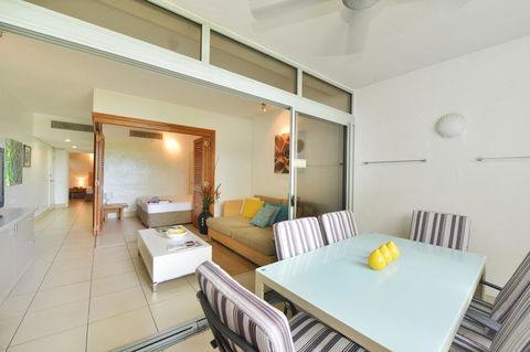 Club Tropical Resort - Official Onsite Reception & Check In - Inverell Accommodation 5