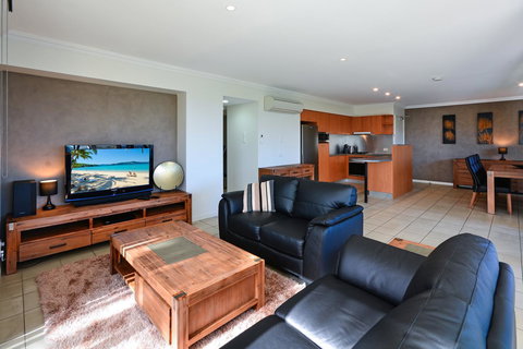 Oasis Apartments On Hamilton Island By HIHA - Inverell Accommodation 10