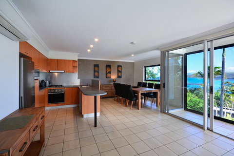 Oasis Apartments On Hamilton Island By HIHA - Inverell Accommodation 12