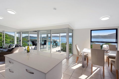 Oasis Apartments On Hamilton Island By HIHA - Inverell Accommodation 37