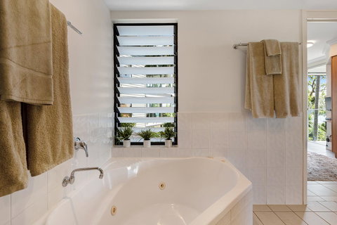 Oasis Apartments On Hamilton Island By HIHA - Inverell Accommodation 15