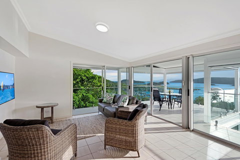 Oasis Apartments On Hamilton Island By HIHA - Inverell Accommodation 35