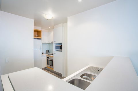 Republic Apartments Brisbane City - Inverell Accommodation 14