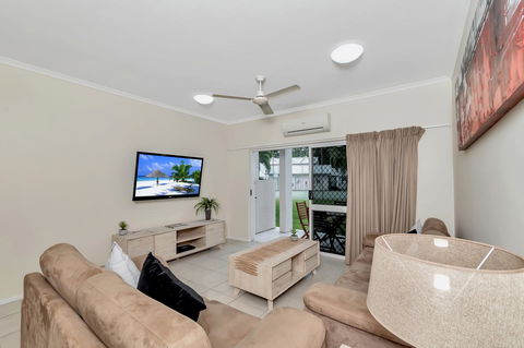 TiTree Resort Apartments - Inverell Accommodation 11