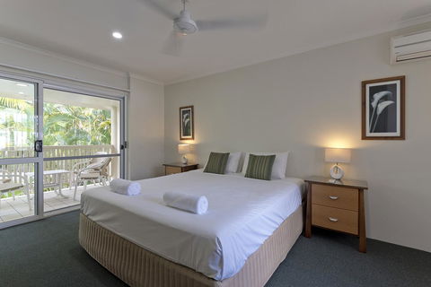 Tropical Nites Holiday Townhouses - Inverell Accommodation 28