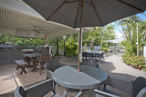 Tropical Nites Holiday Townhouses - Inverell Accommodation 22