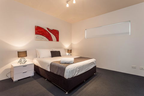 Oxygen Apartments - Inverell Accommodation 22